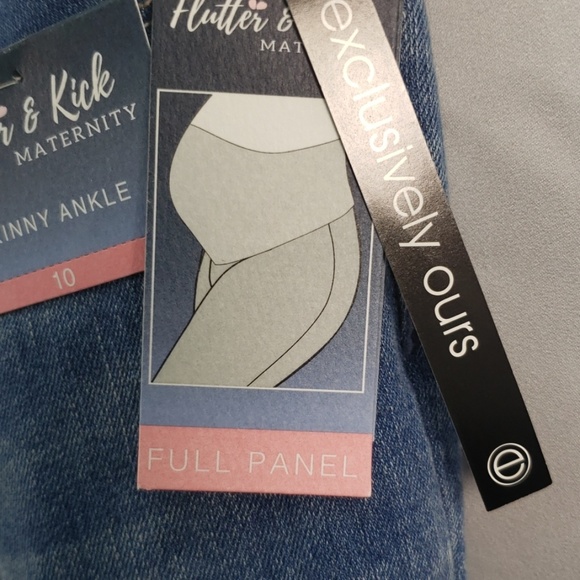 Flutter and Kick Maternity Skinny Ankle Jean's - Picture 5 of 8